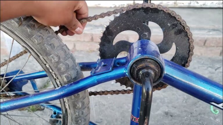 Cómo arreglar una cadena de bicicleta floja